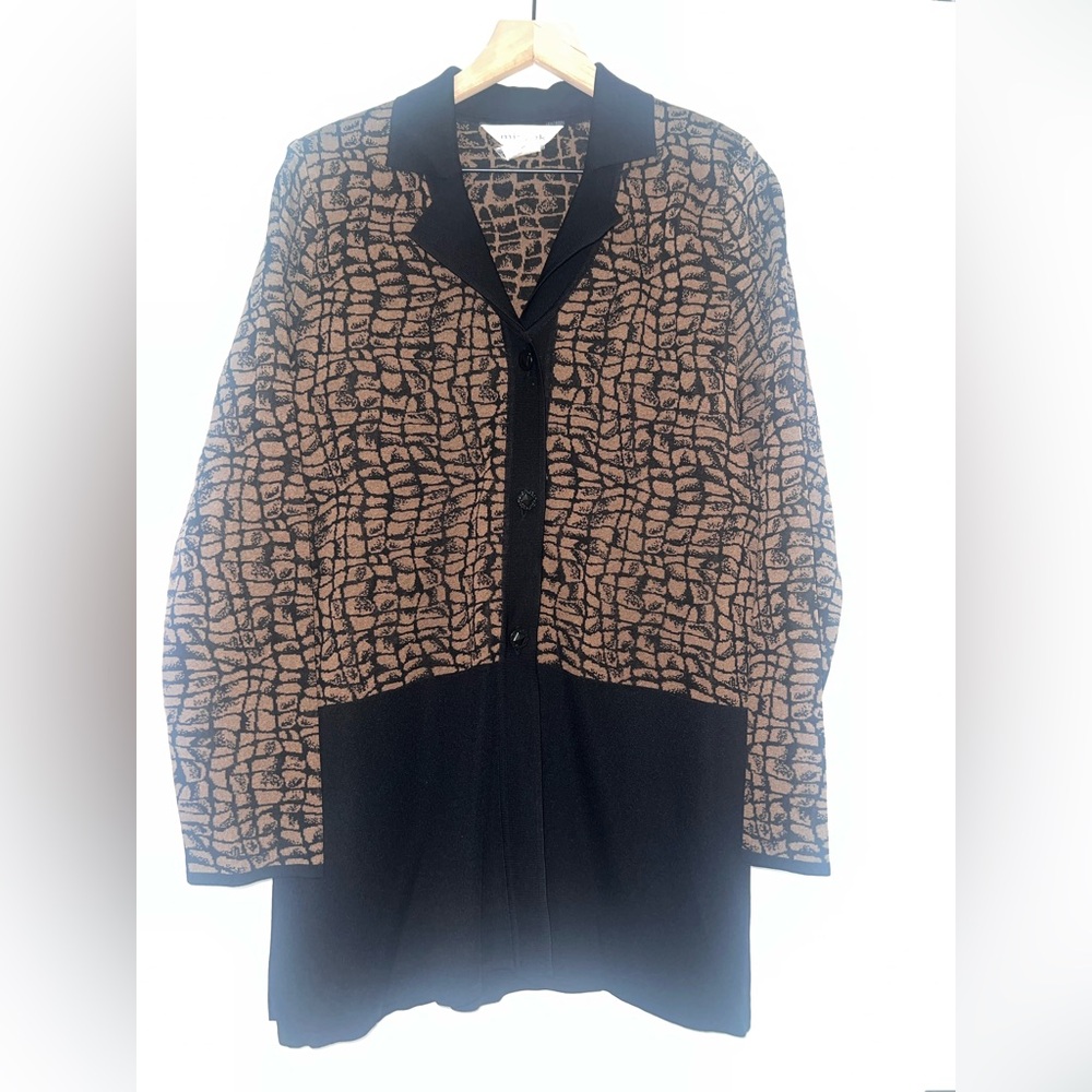 MISOOK Vintage black and brown animal print notch collar cardigan, size large